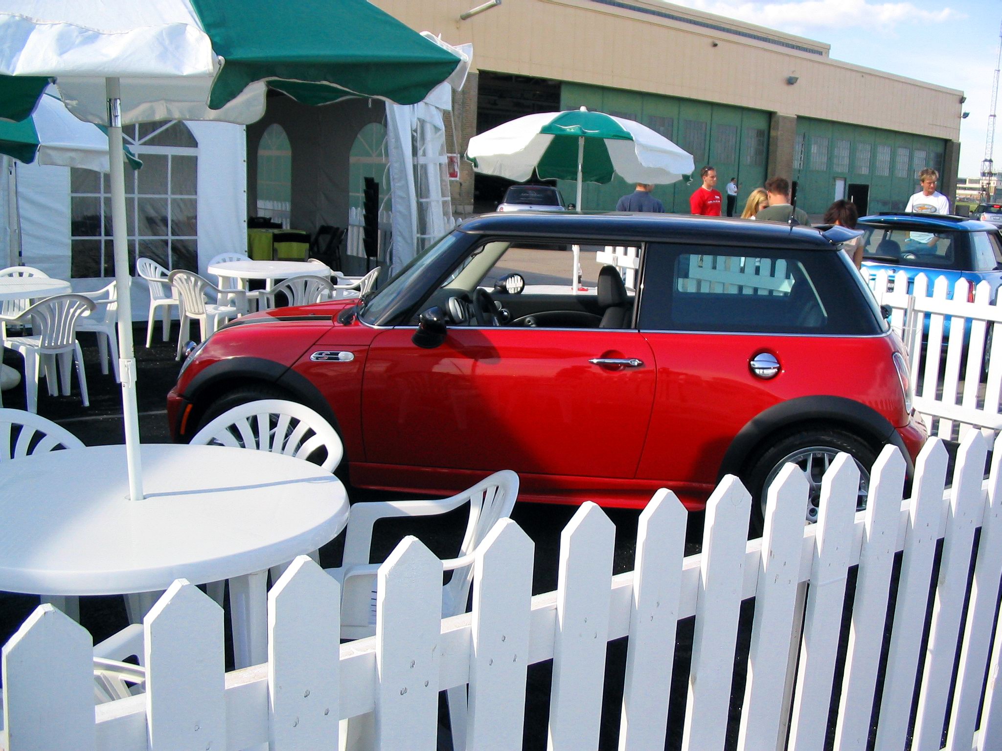 Mini - test pilots 001.jpg